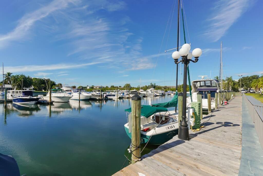 Waterfront, Pool, Tiki Bar & Grill, Gym, Location! Sarasota Exterior foto