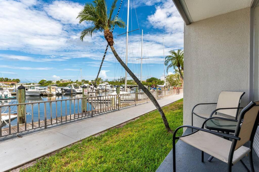Waterfront, Pool, Tiki Bar & Grill, Gym, Location! Sarasota Exterior foto